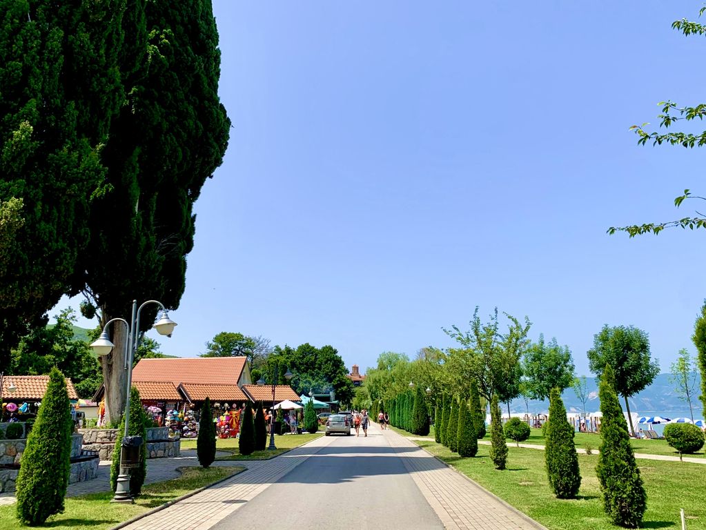 Balkan streetview